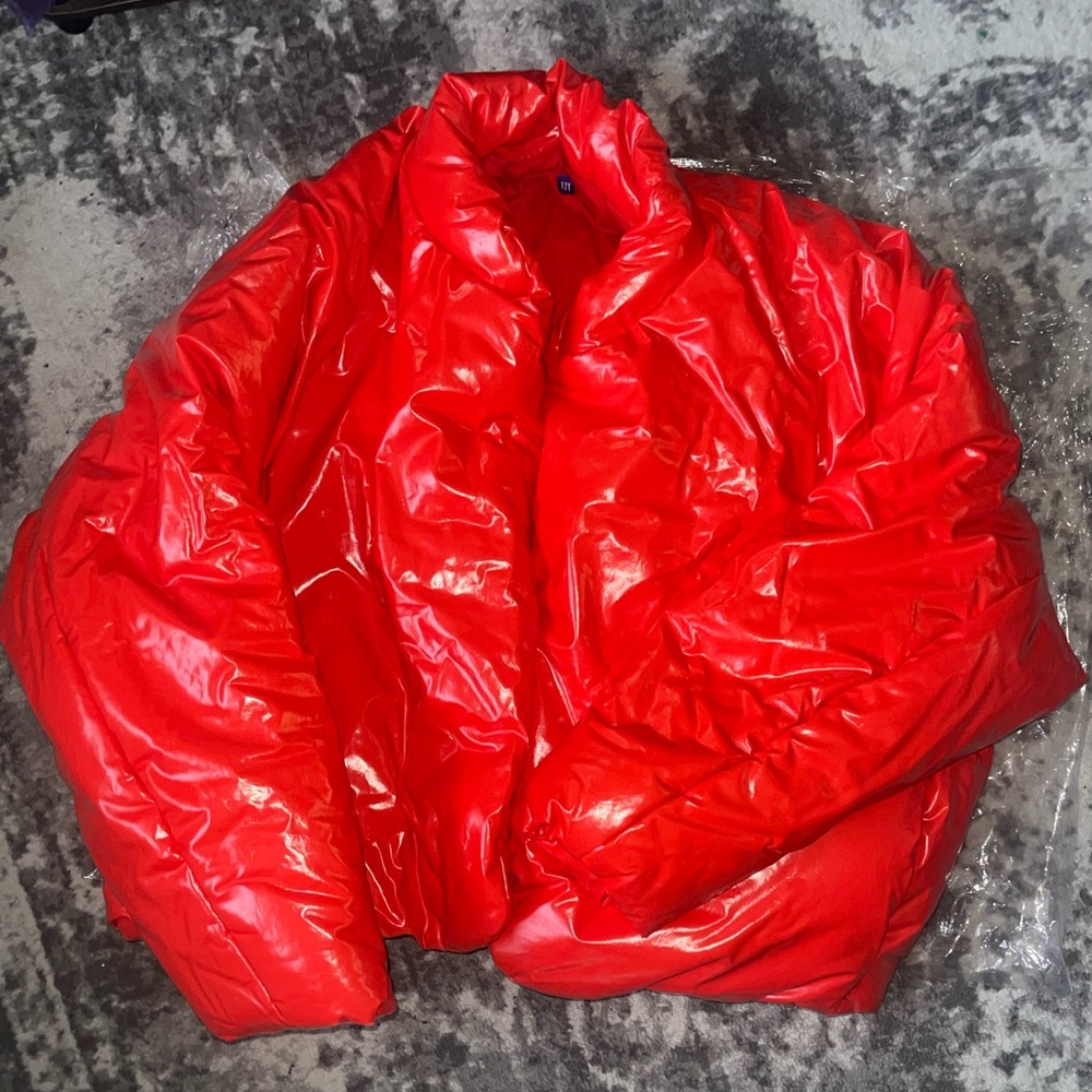 YEEZY GAP ROUND JACKET “red”